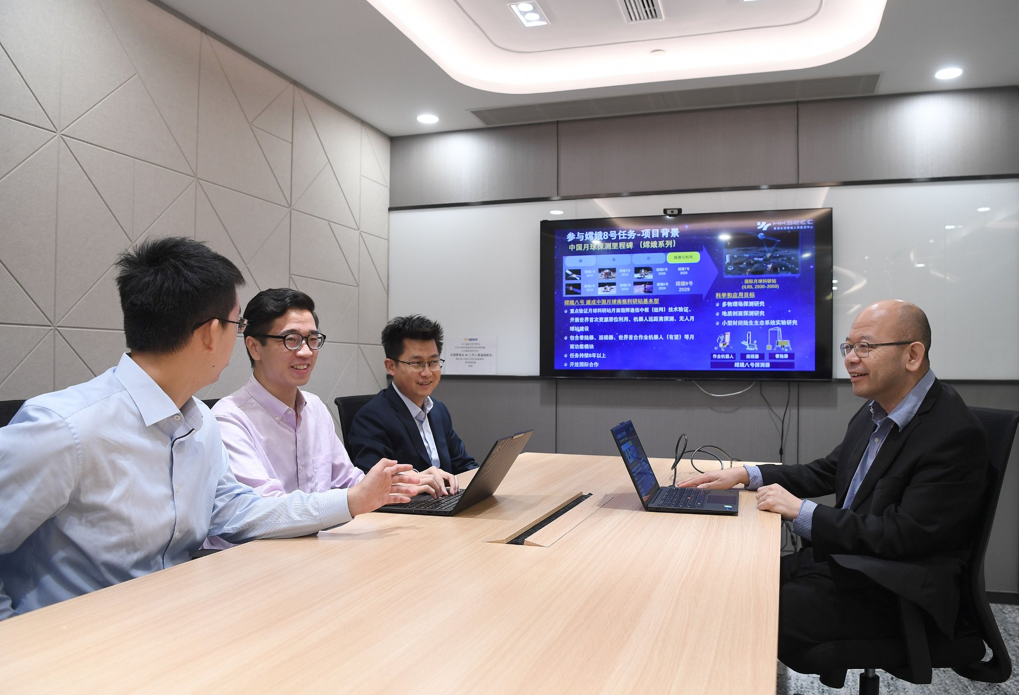 香港故事 背靠祖国，逐梦探月，共绘星辰大海新篇章